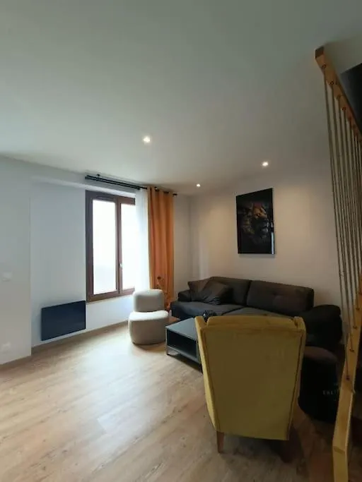 # Le Beffroi# Maison# Murol